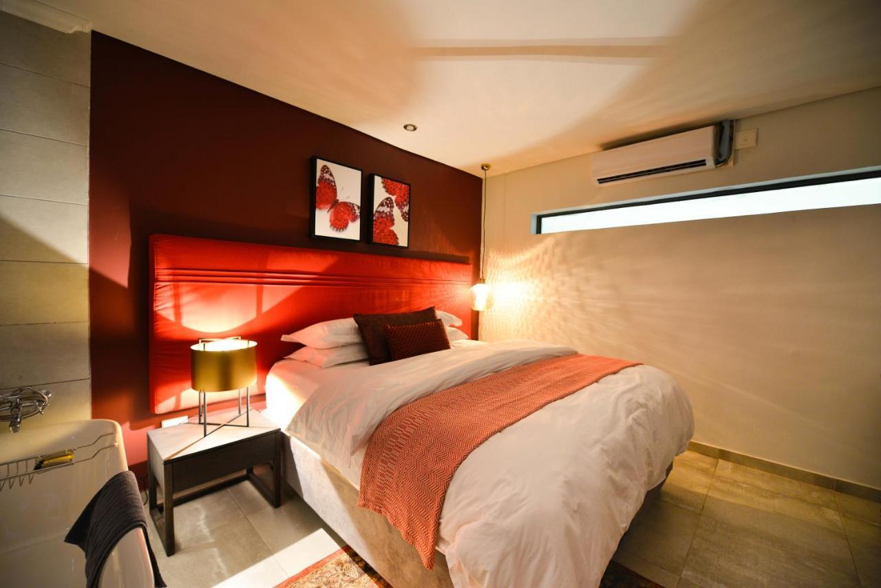 Serurubele Boutique Hotel Bosbokrand Ngoại thất bức ảnh