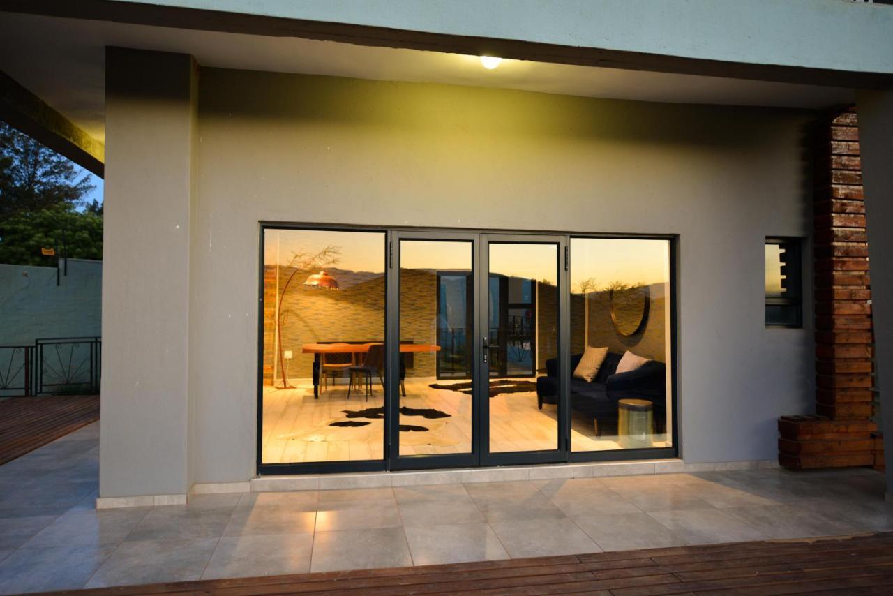 Serurubele Boutique Hotel Bosbokrand Ngoại thất bức ảnh